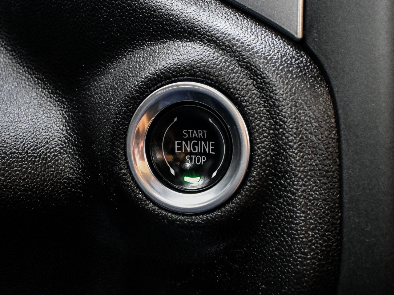 2024 GMC Sierra 1500 4WD Crew Cab 147 Pro Black Sherwood Park - photo #23
