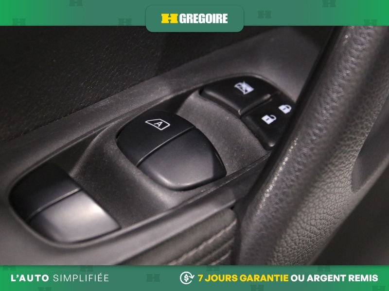 2019 Nissan Qashqai White Laval - photo #15