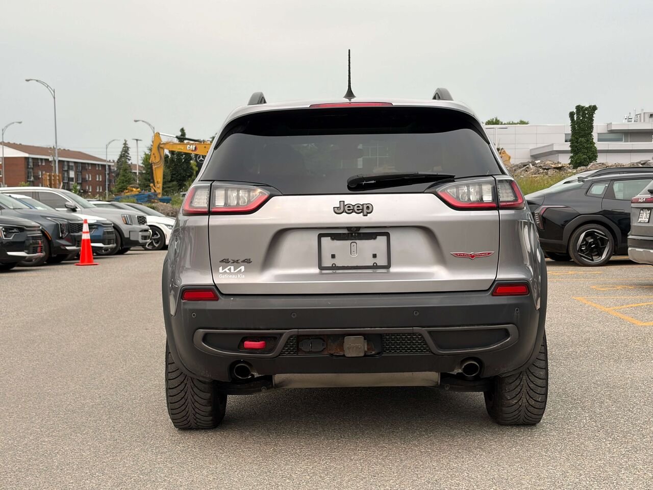2020 Jeep Cherokee Grey Gatineau - photo #4
