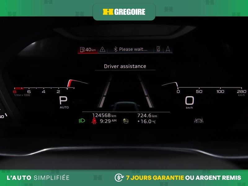 2022 Audi Q3 White Saint-Eustache - photo #10
