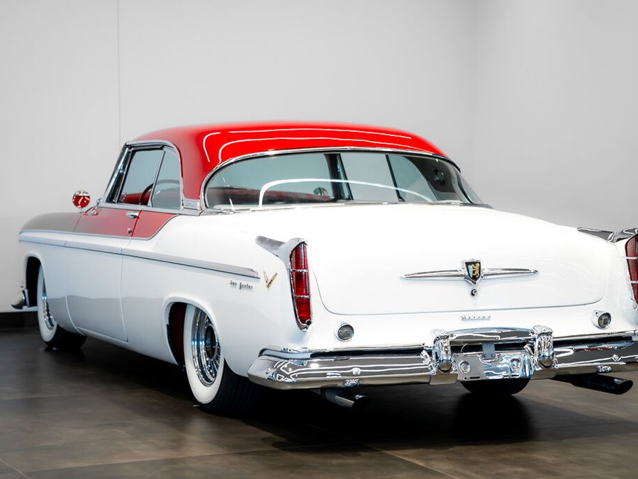 Chrysler New Yorker 1955 1955 Rouge