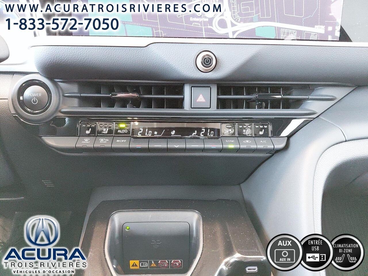 Toyota Crown Signia HEV 2025 Blanc Trois-Rivières - photo #31