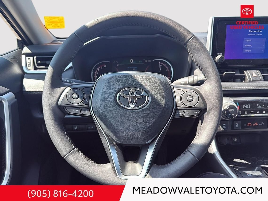2025 Toyota RAV4 Bluetooth Black Mississauga - photo #41
