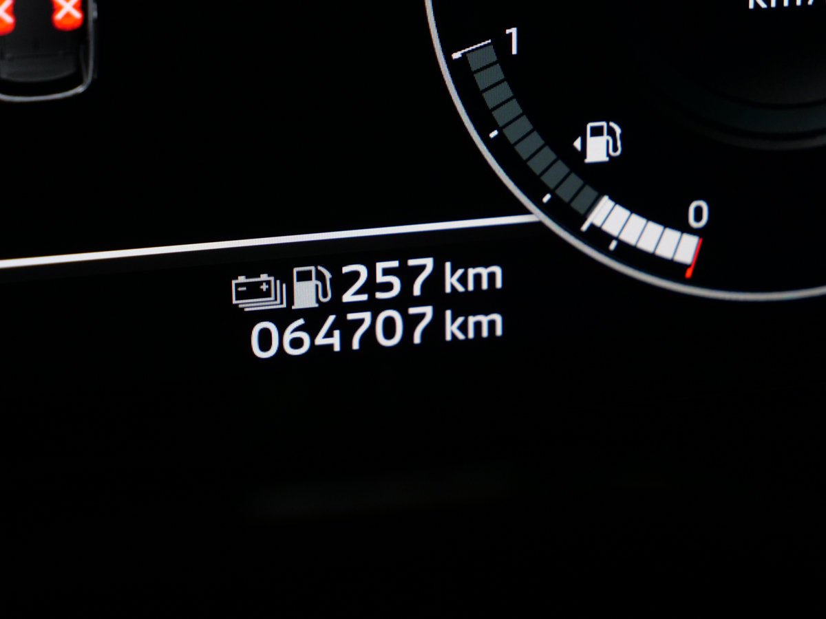 Mitsubishi Outlander PHEV GT-AWD 2023 Gris Montréal - photo #8