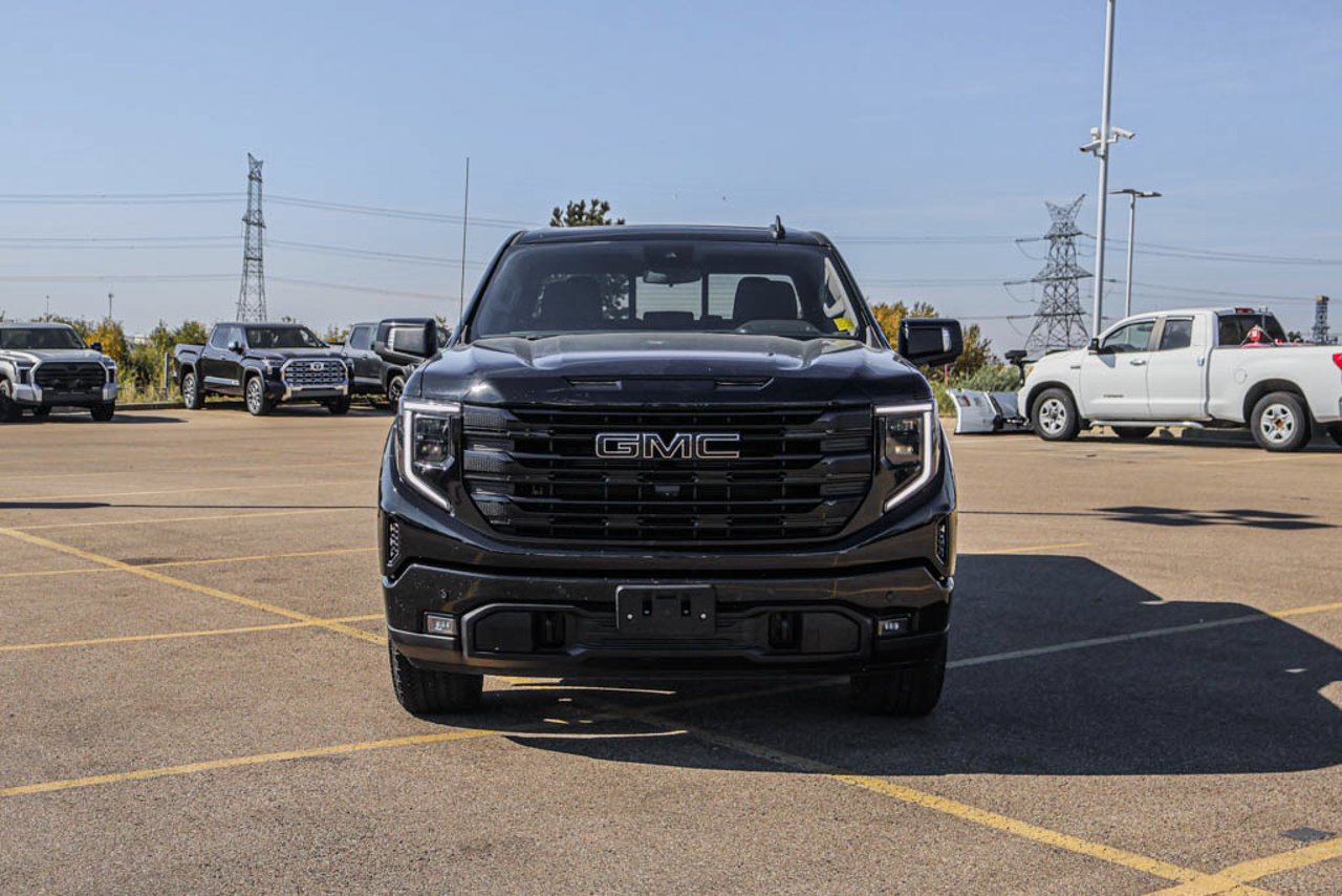 2024 GMC Sierra 1500 4WD Crew Cab 147 Elevation Black Sherwood Park - photo #2