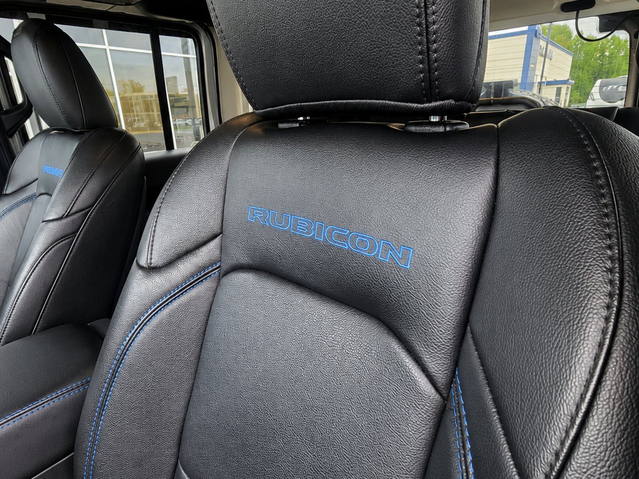 2022 Jeep Wrangler 4xe RUBICON Silver Granby - photo #13