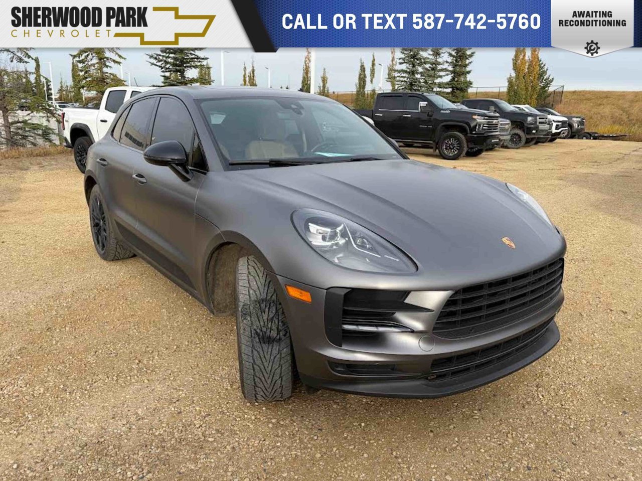 2020 Porsche Macan AWD Custom Color Sherwood Park - photo #0