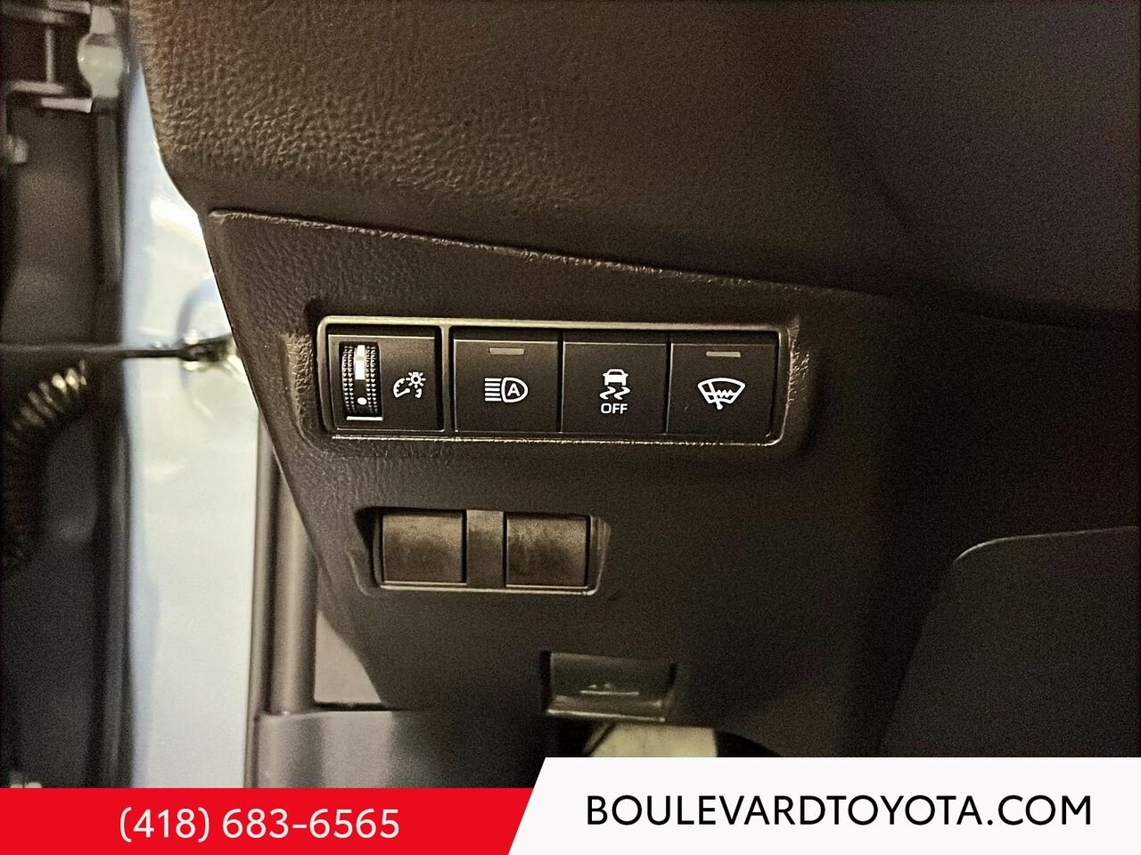 Toyota Corolla Cross 100590A-66 | LE, AWD 2026 Bleu Québec - photo #11