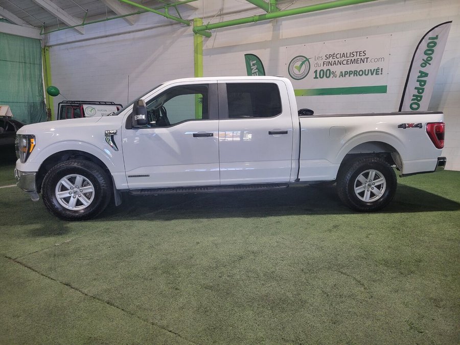 Ford F-150 LARIAT cabine SuperCrew 4RM caisse de 5,5 pi 2023 Blanc