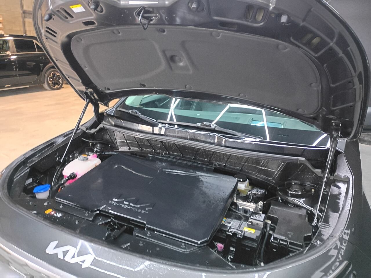 2023 Kia Niro électrique Grey Blainville - photo #34