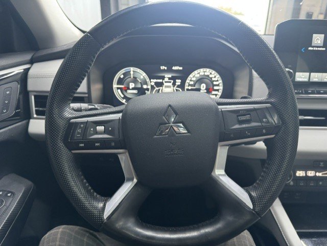 Mitsubishi Outlander PHEV 2023 Noir Blainville - photo #6