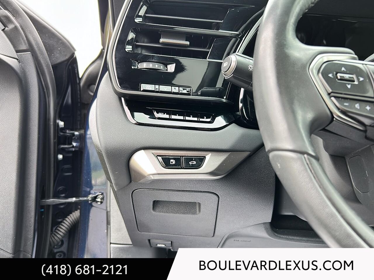 Lexus RX 20029A | RX 350h BA 2024 Bleu Québec - photo #12
