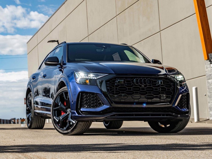 2021 Audi RS Q8 Blue