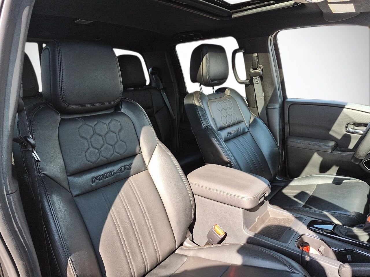Nissan Frontier 2022 Noir Saint-Jérôme - photo #8