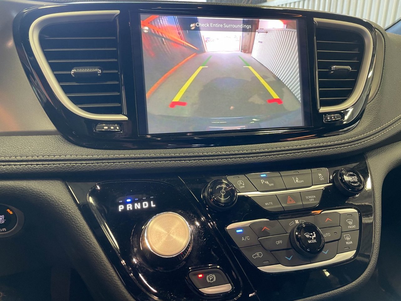 2025 Chrysler Pacifica SELECT *SIÈGES CHAUF* HAYON ELECT CARPLAY REG ADAP Black Saint-Jérôme - photo #13