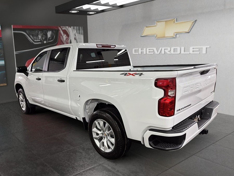 CHEVROLET Silverado 1500 PERSONNALISÉE 2026 BLANC SOMMET