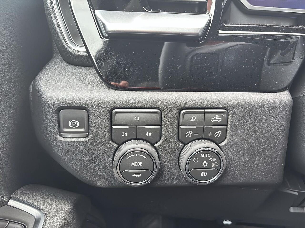 CHEVROLET Silverado 2500HD 2500 4RM LT CREW 2026 ROUGE ARDENT Saint-Hyacinthe - photo #13