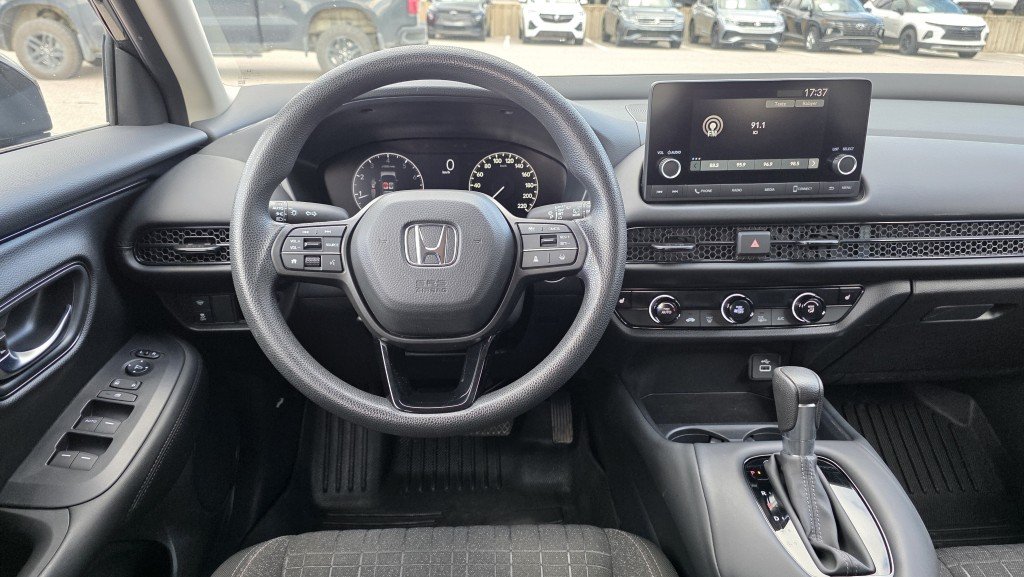 2024 Honda HR-V LX AWD Black Mont-Laurier - photo #18