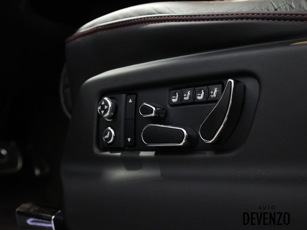 2021 Bentley Bentayga Black Saint-Eustache - photo #19