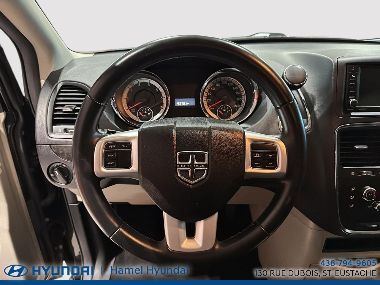 2016 Dodge Grand Caravan Black Saint-Eustache - photo #11