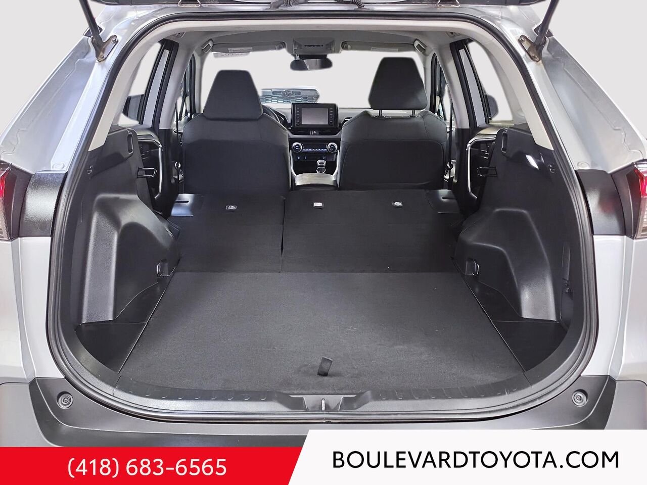 Toyota RAV4 Hybride 550002-8 | LE, AWD 2022 Argent Québec - photo #17