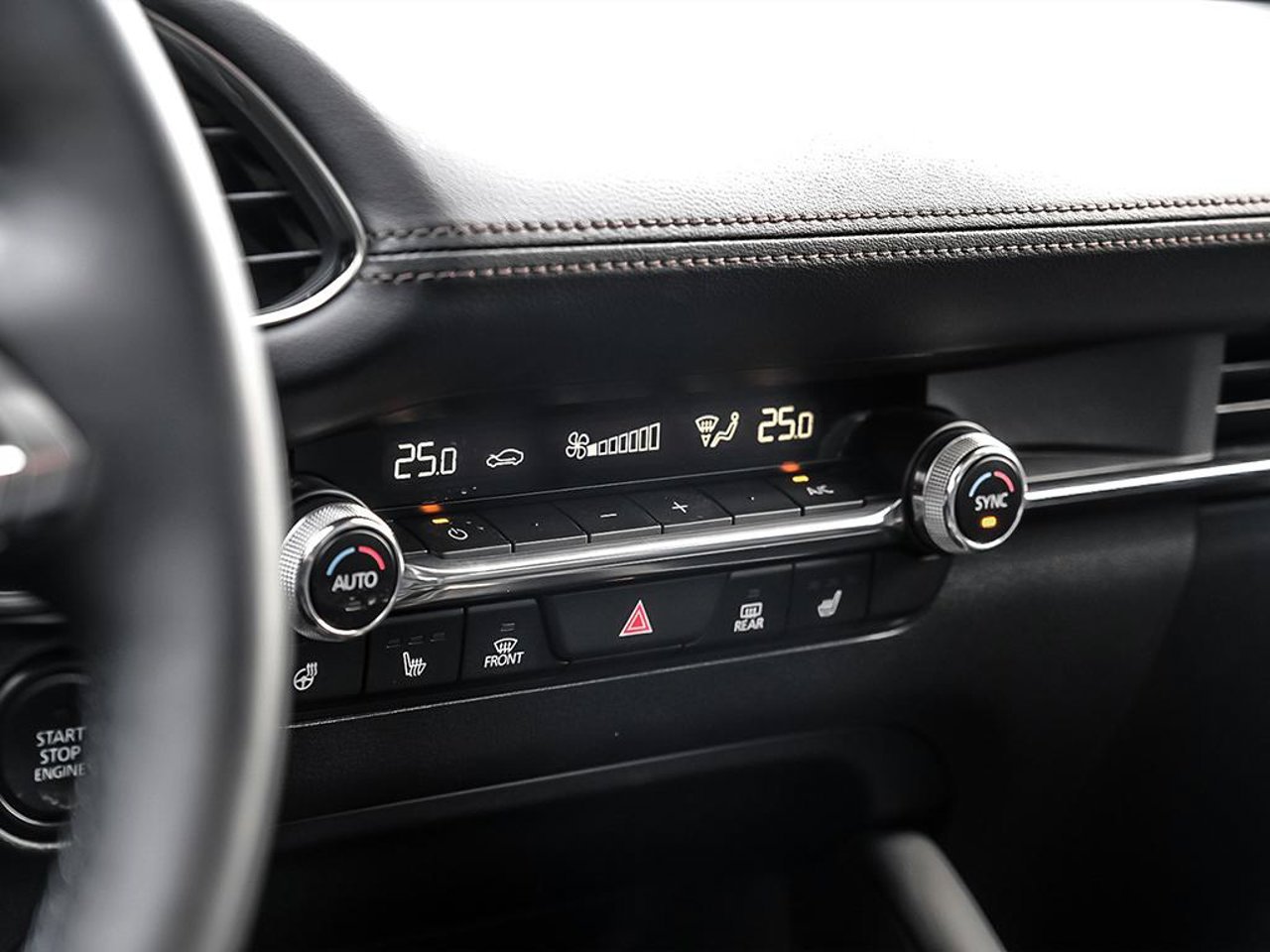 Mazda Mazda3 JM1BPBCL6T1875314 2026 Gris mécanique métallisé Mirabel - photo #20