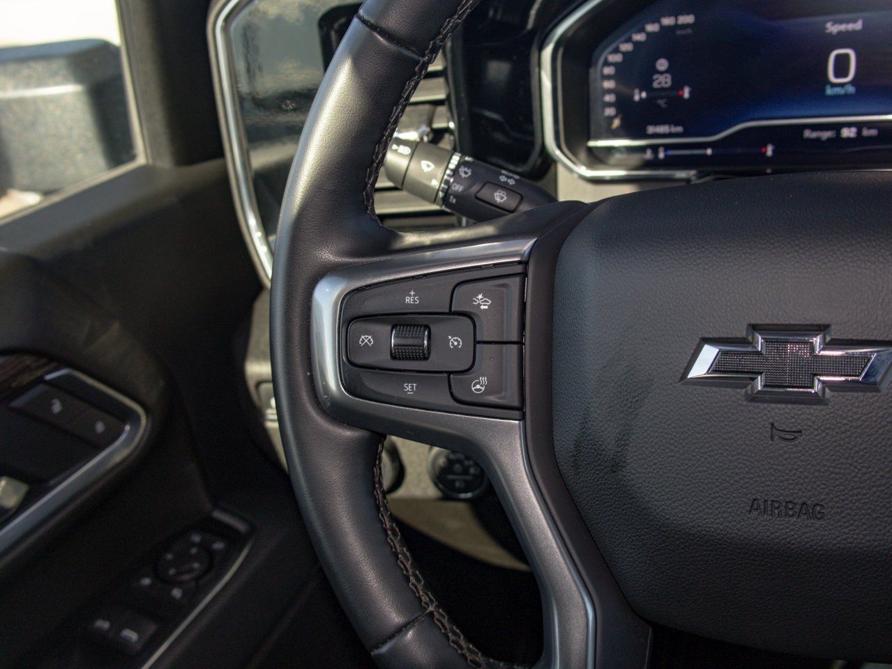 2025 Chevrolet Silverado 3500HD 4WD Crew Cab 159 LT Blue Sherwood Park - photo #21