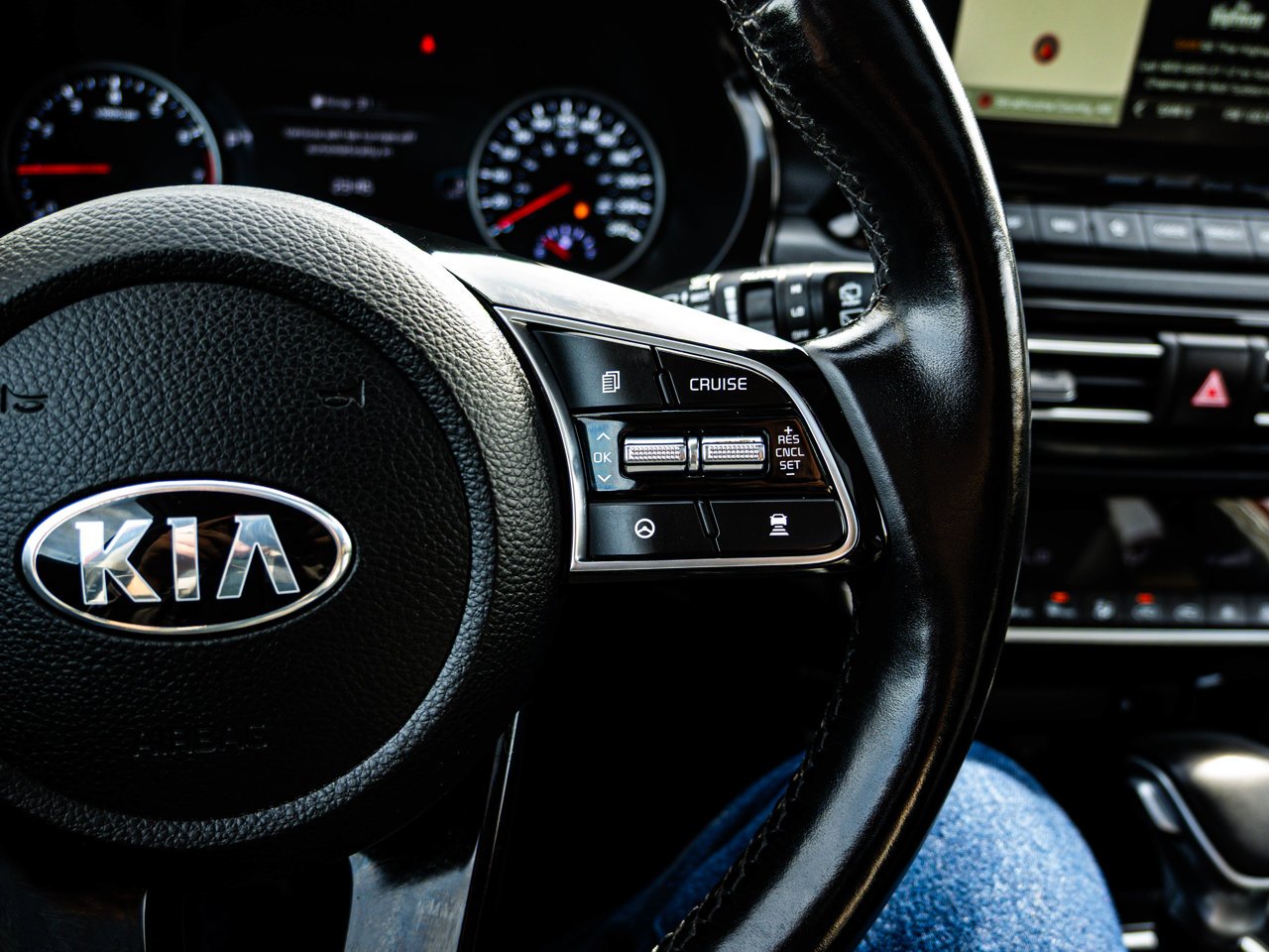 2021 Kia Seltos SX Turbo AWD Orange Sherwood Park - photo #28