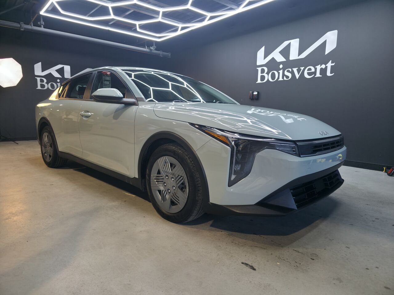 2025 Kia K4 Morning Haze Blainville - photo #0