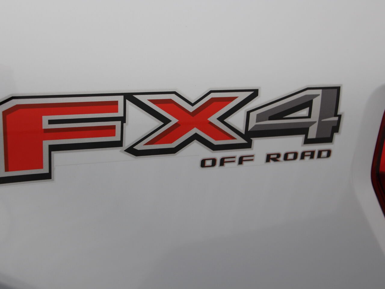 2022 Ford F-150 White Châteauguay - photo #33