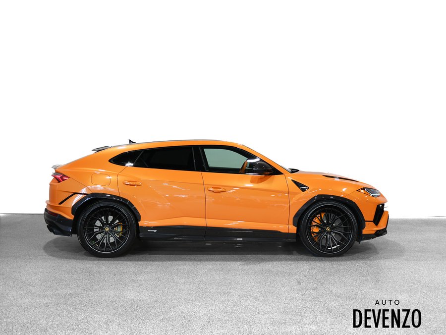 2023 Lamborghini Urus 2023 Orange
