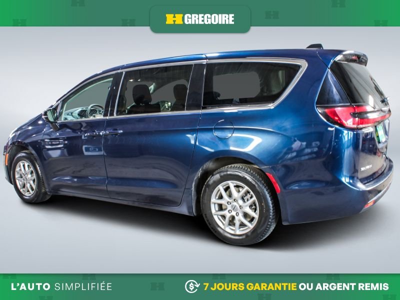 2024 Chrysler Pacifica Blue Laval - photo #4