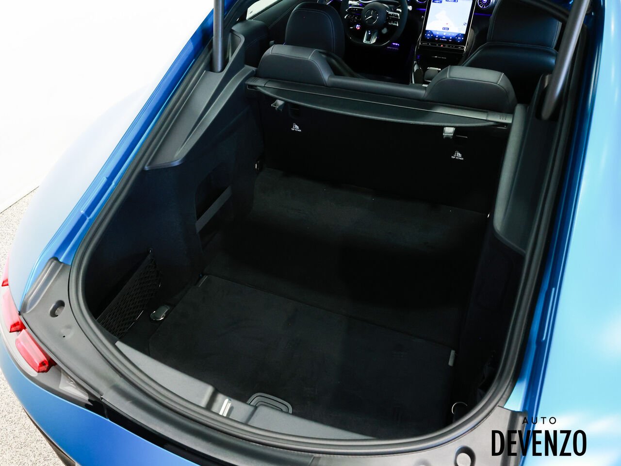 Mercedes-Benz GT AMG 2026 Bleu Saint-Eustache - photo #16