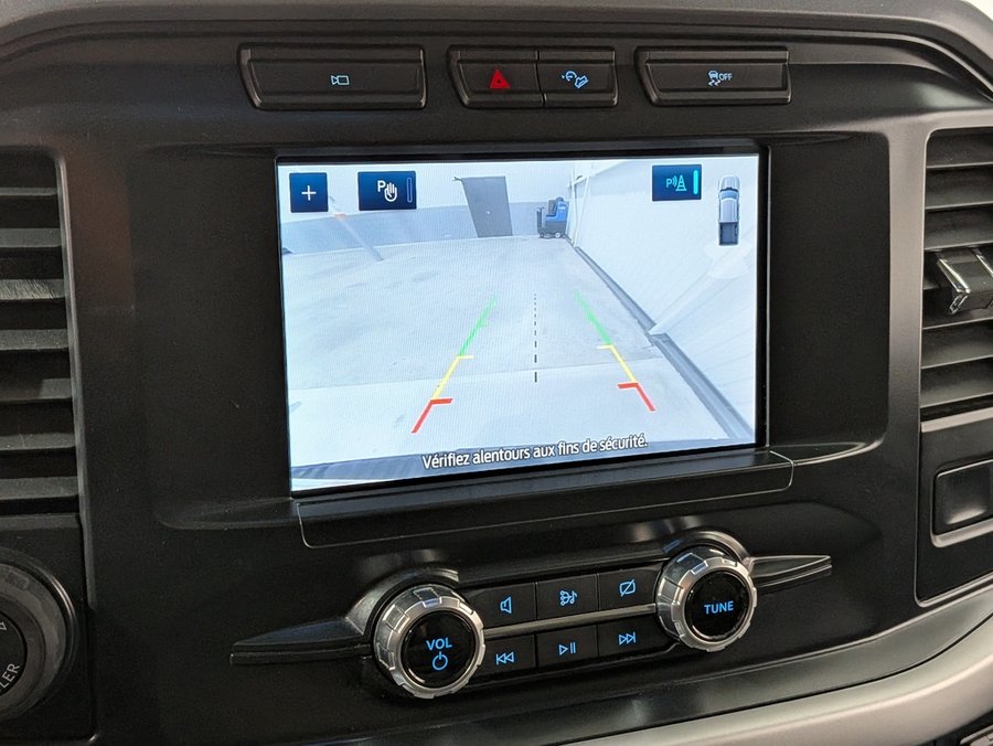 Ford F-150 XLT 4WD SuperCab 6.5' Box 2022 Noir