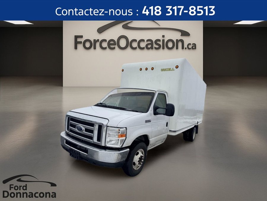 Ford E-450 E-450 CUBE 158 po - 791 $/MOIS LOCATION COMMERCIALE 48 MOIS 2023 Blanc