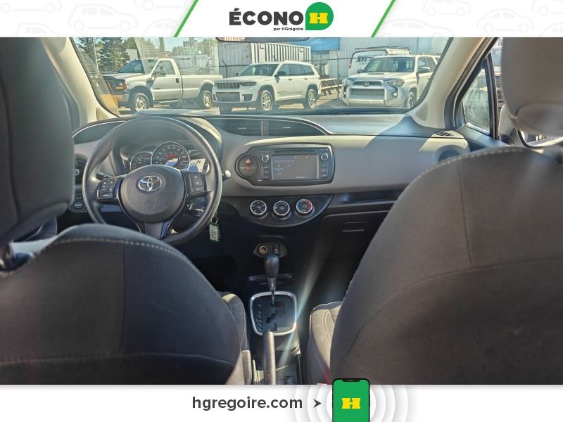 Toyota Yaris 2018 Blanc Blainville - photo #18