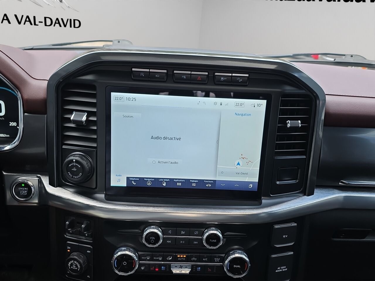Ford F-150 LARIAT cabine SuperCrew 4RM caisse de 5,5 pi 2023 Noir Val-David - photo #11
