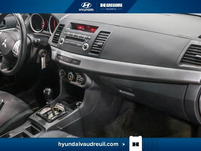 Mitsubishi Lancer YA898 | 4dr Sdn Man SE 2010 Rouge Laval - photo #28