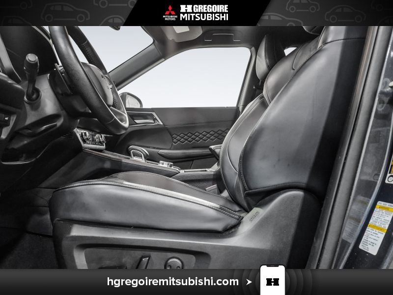2024 Mitsubishi Outlander Grey Blainville - photo #14