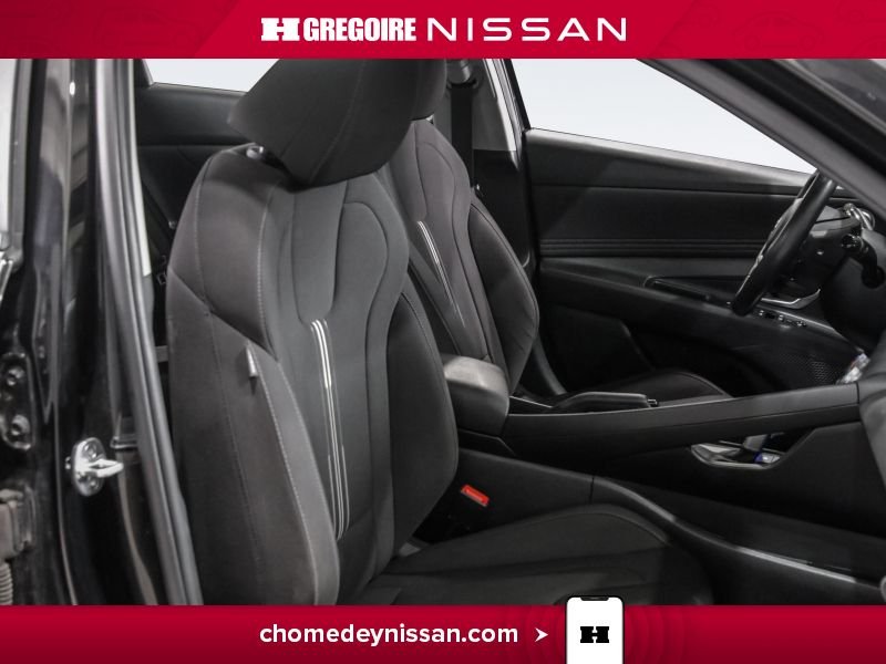 2023 Hyundai Elantra Black Laval - photo #23