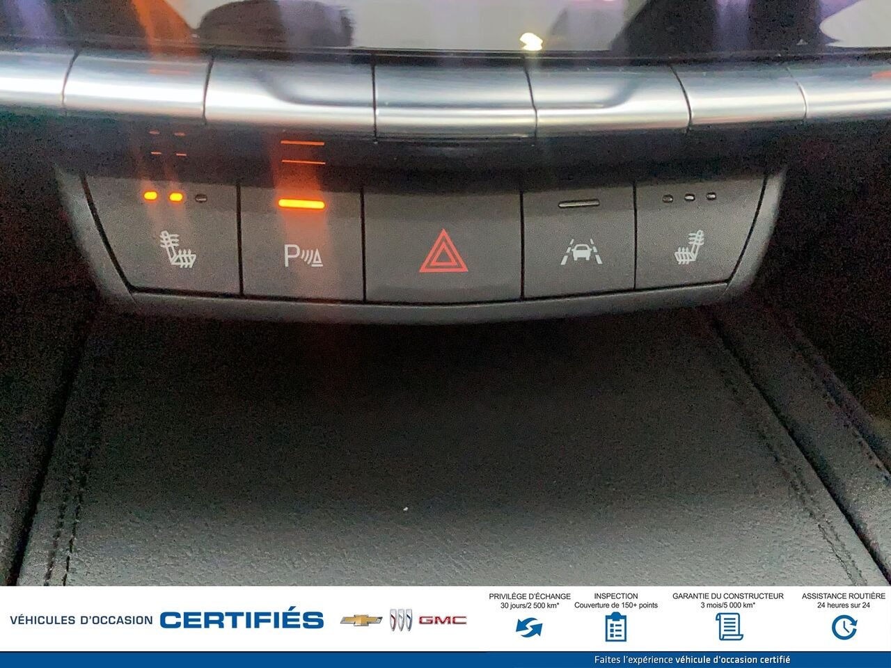2024 CADILLAC XT4 SPORT Traction intégrale, 4 portes Sport Red Montmagny - photo #14