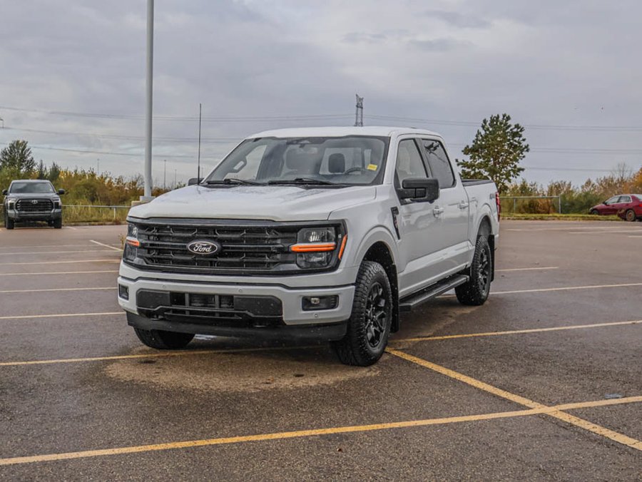 2025 Ford F-150 XLT 302A 3.5L | Navigation | Heated Seats White