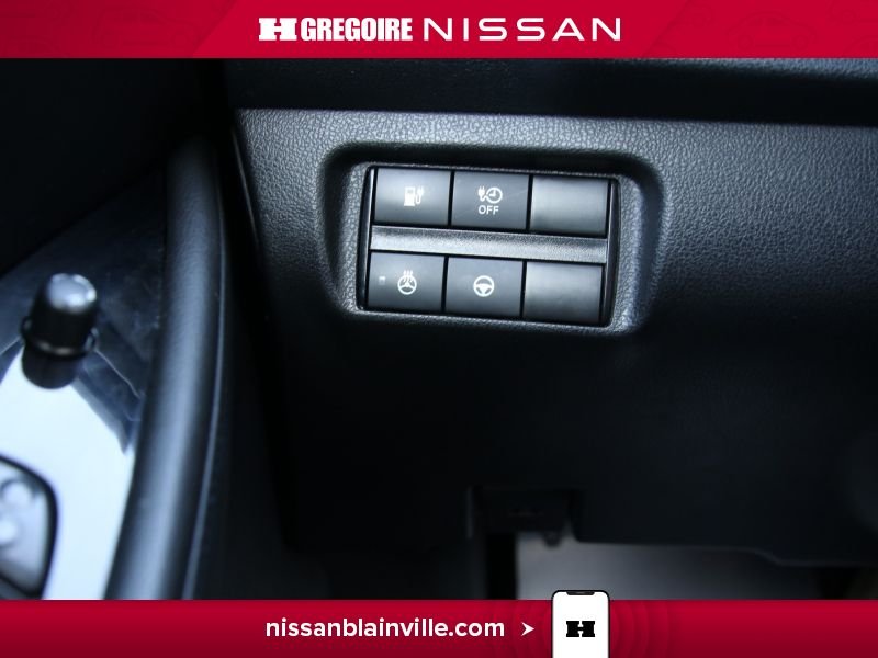 2019 Nissan Leaf Red Saint-Eustache - photo #20