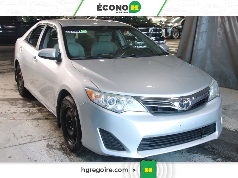 2014 Toyota Camry Grey Blainville - photo #46