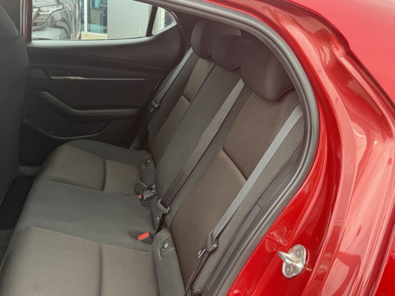 Mazda Mazda3 Sport 2025 Rouge Ste-Marie - photo #8