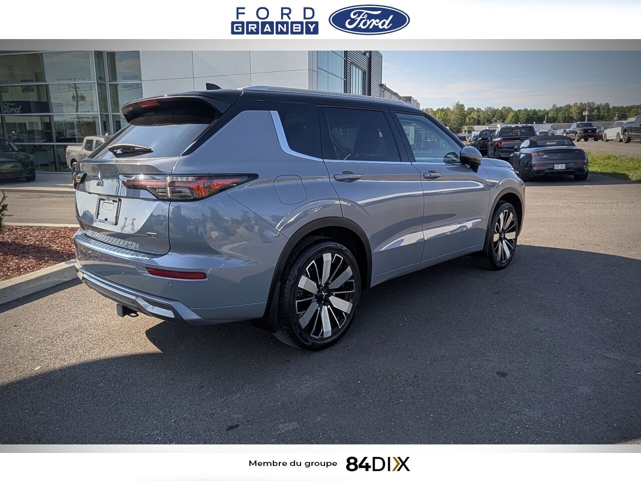 2025 Mitsubishi Outlander Blue Granby - photo #6