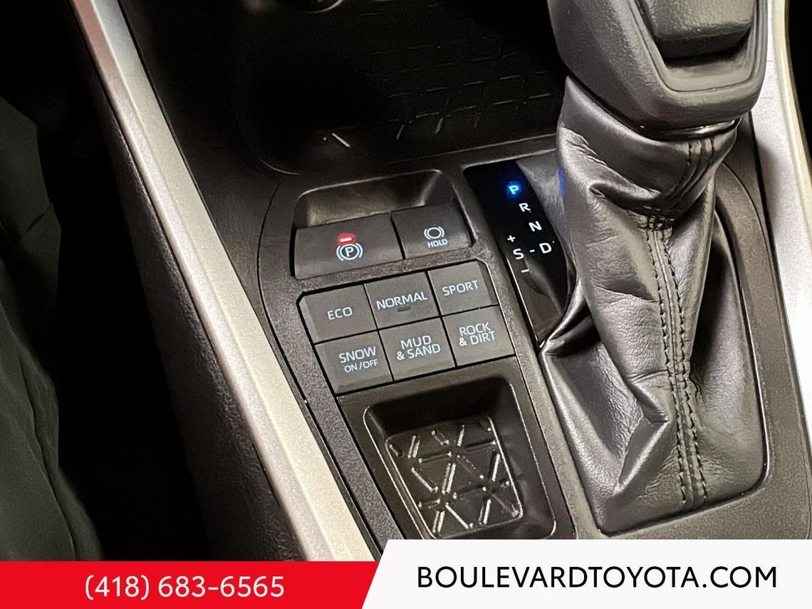2024 Toyota RAV4 531706-81 | LE Grey Québec - photo #13