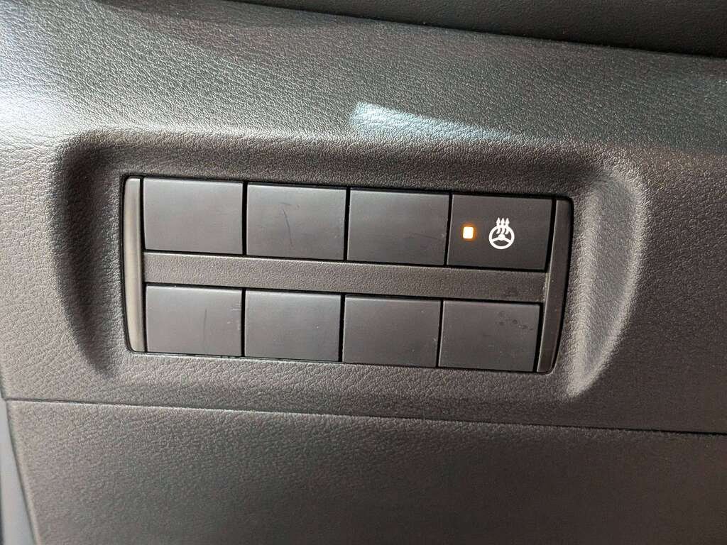 2024 Nissan Kicks SR FWD Black Val-David - photo #30