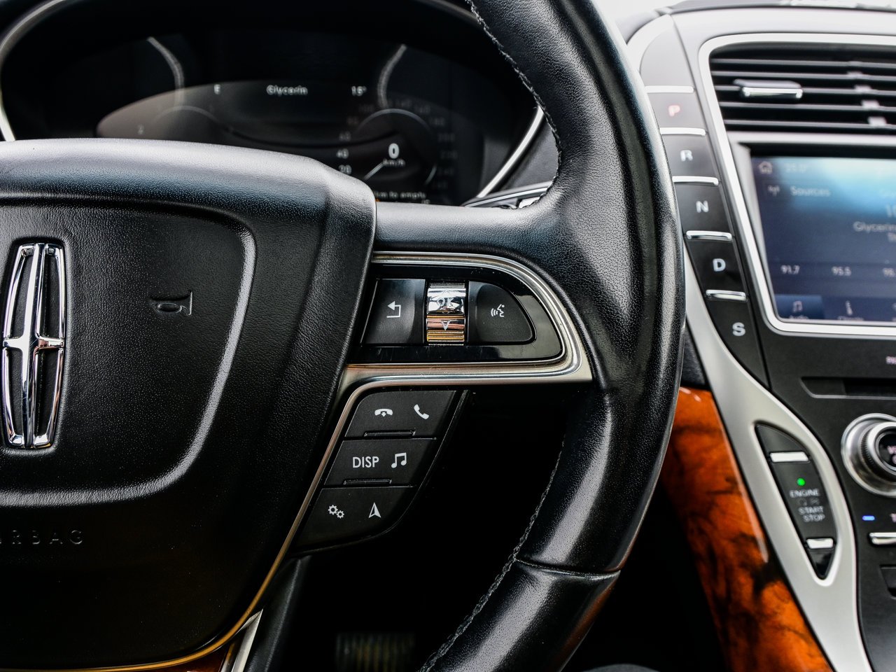2019 Lincoln Nautilus Reserve AWD Grey Sherwood Park - photo #25