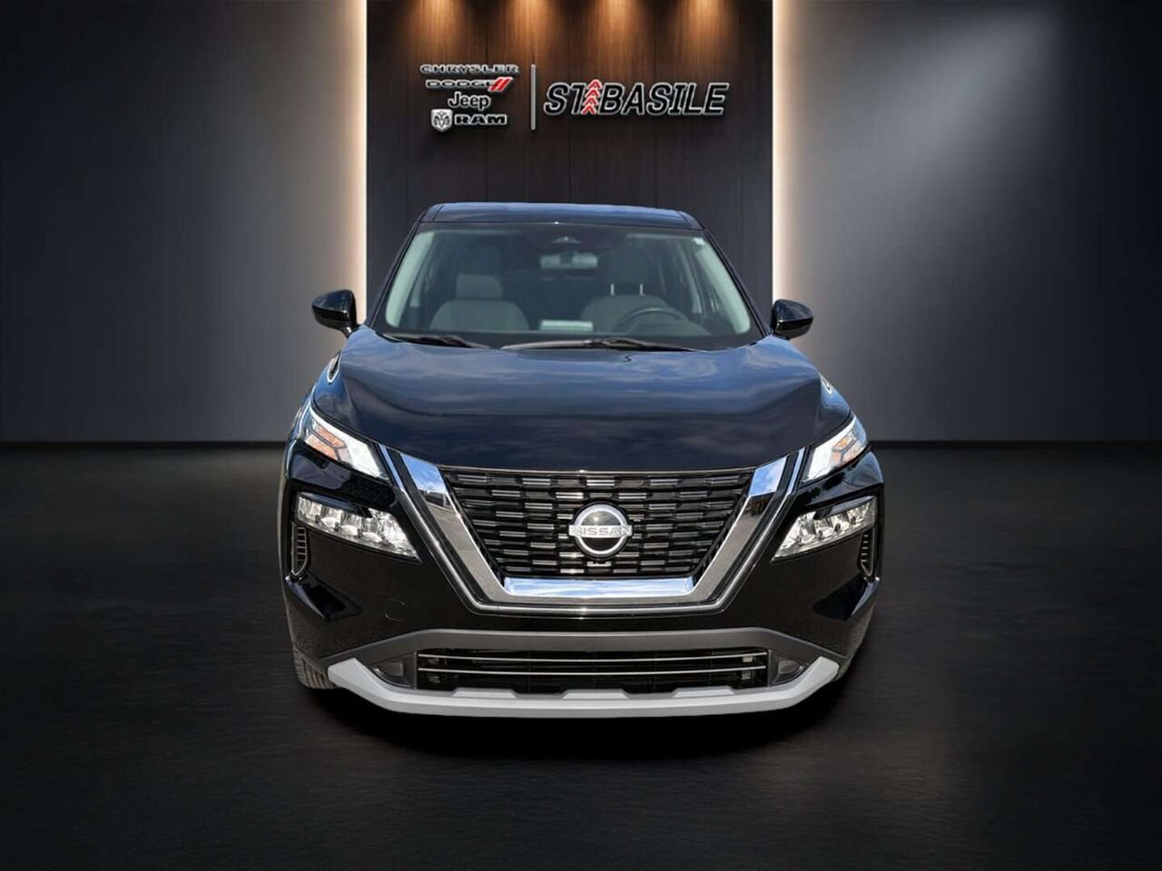 Nissan Rogue 2023 Noir Saint-Basile-le-Grand - photo #1